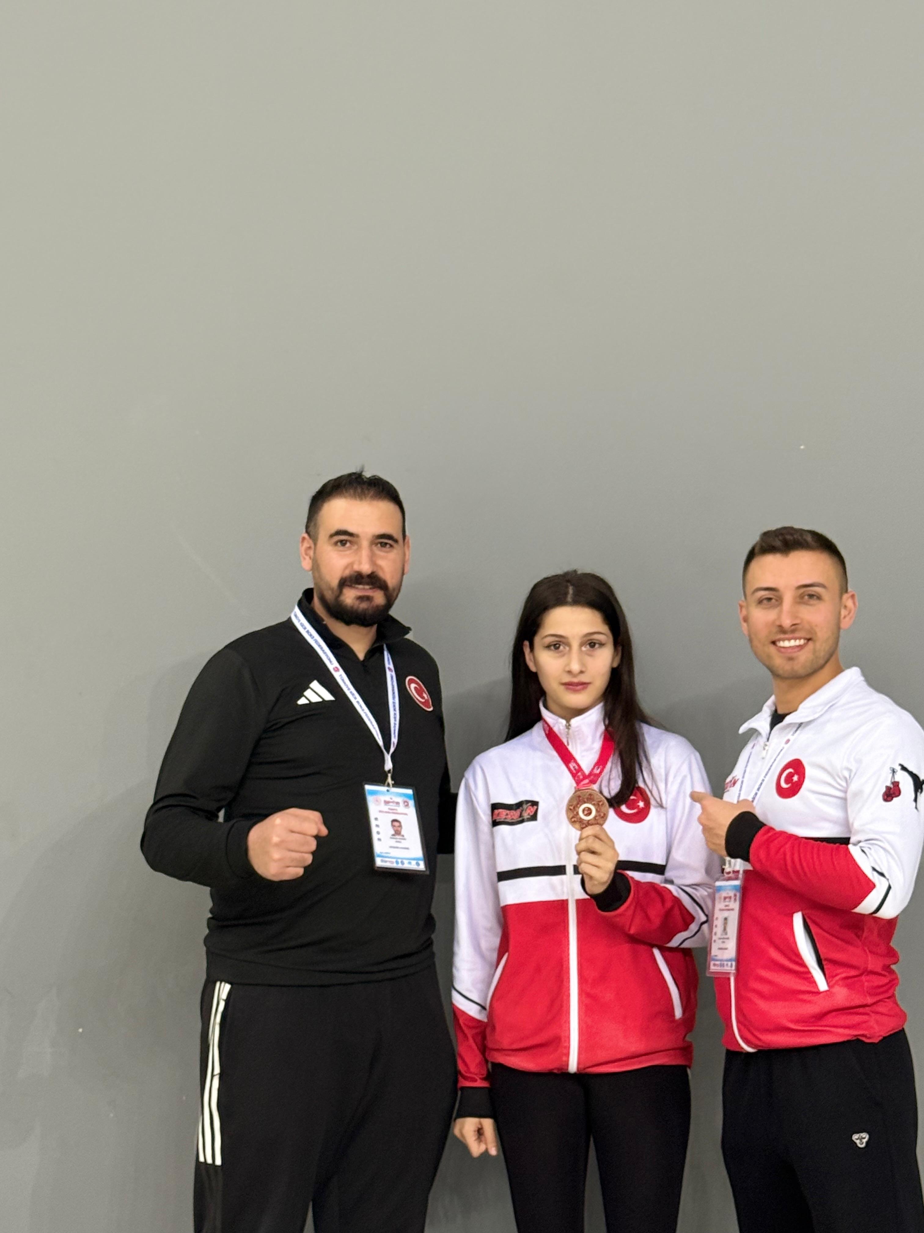 MİLLİ SPORCUMUZ BÜŞRA SAVAŞ TÜRKİYE 3.SÜ (25-29 OCAK 2025 ANTALYA)