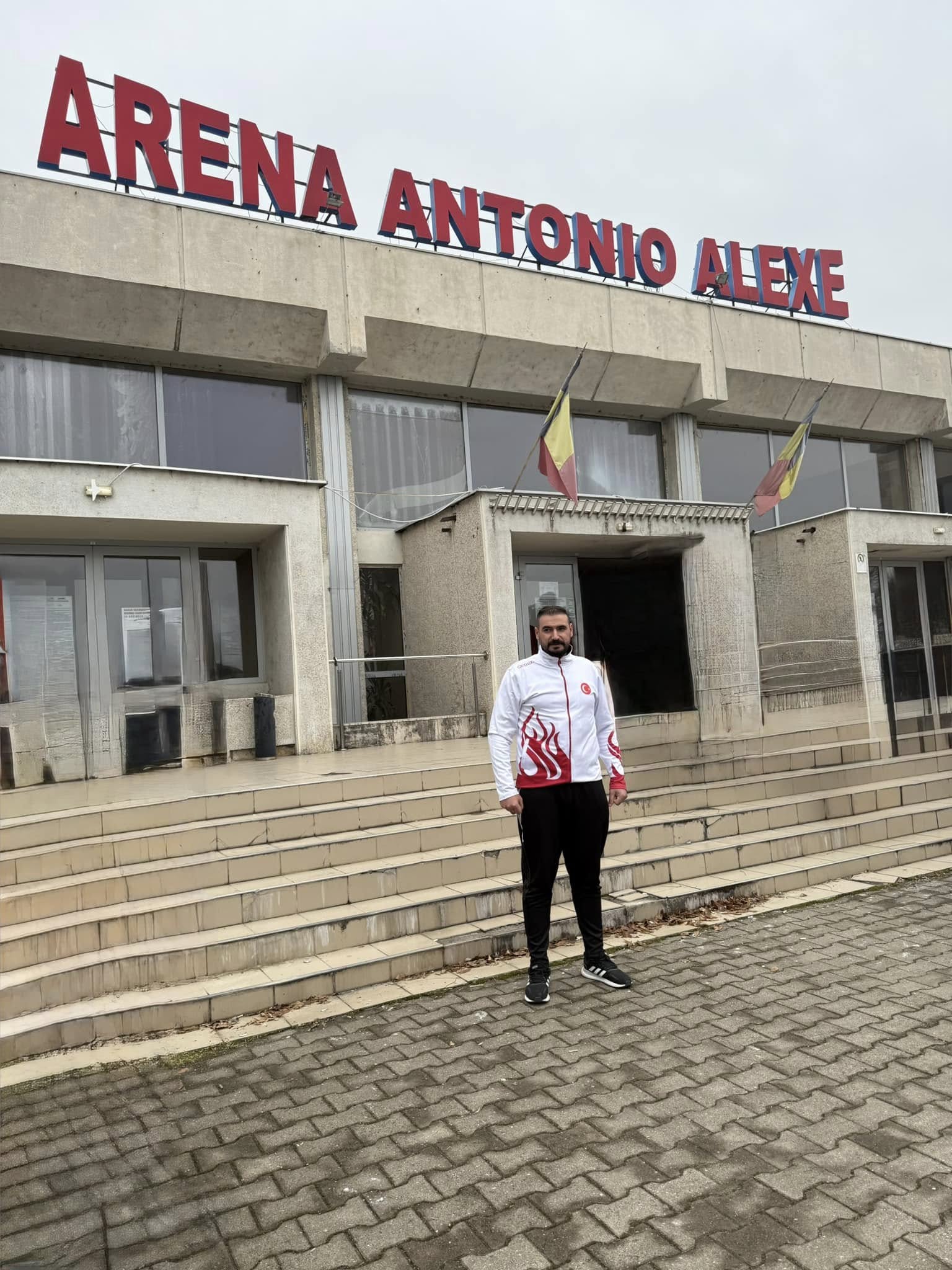 MİLLİ TAKIM ANTRENÖRÜMÜZ EKREM KESGİN  ROMANYA'DA -ŞAMPİYON TÜRKİYE- Romanyada Bayrağımız zirvede 